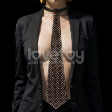 Collar Corbata Larga Rebellion Love